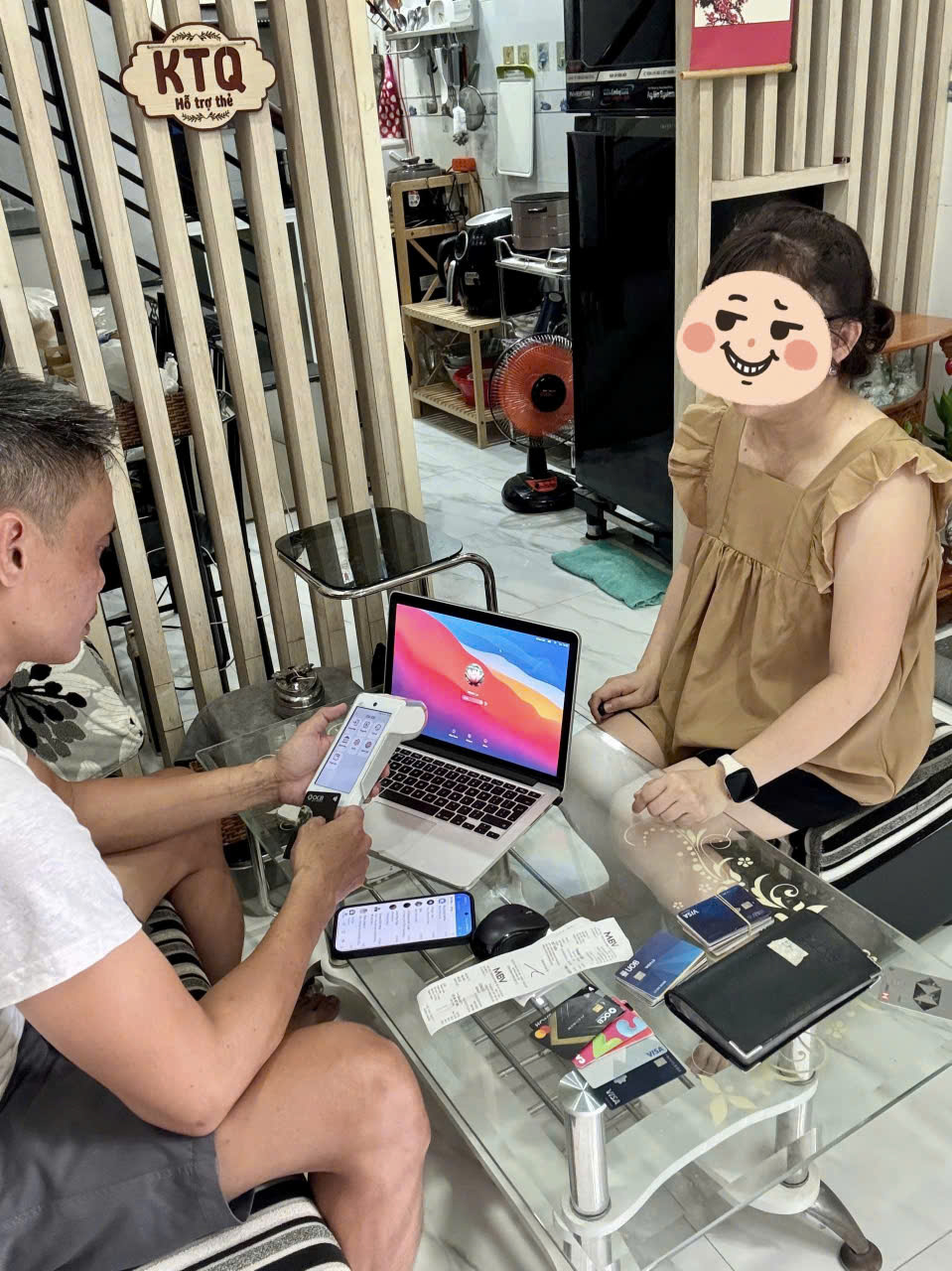 Giao dịch thực tế tại văn phòng